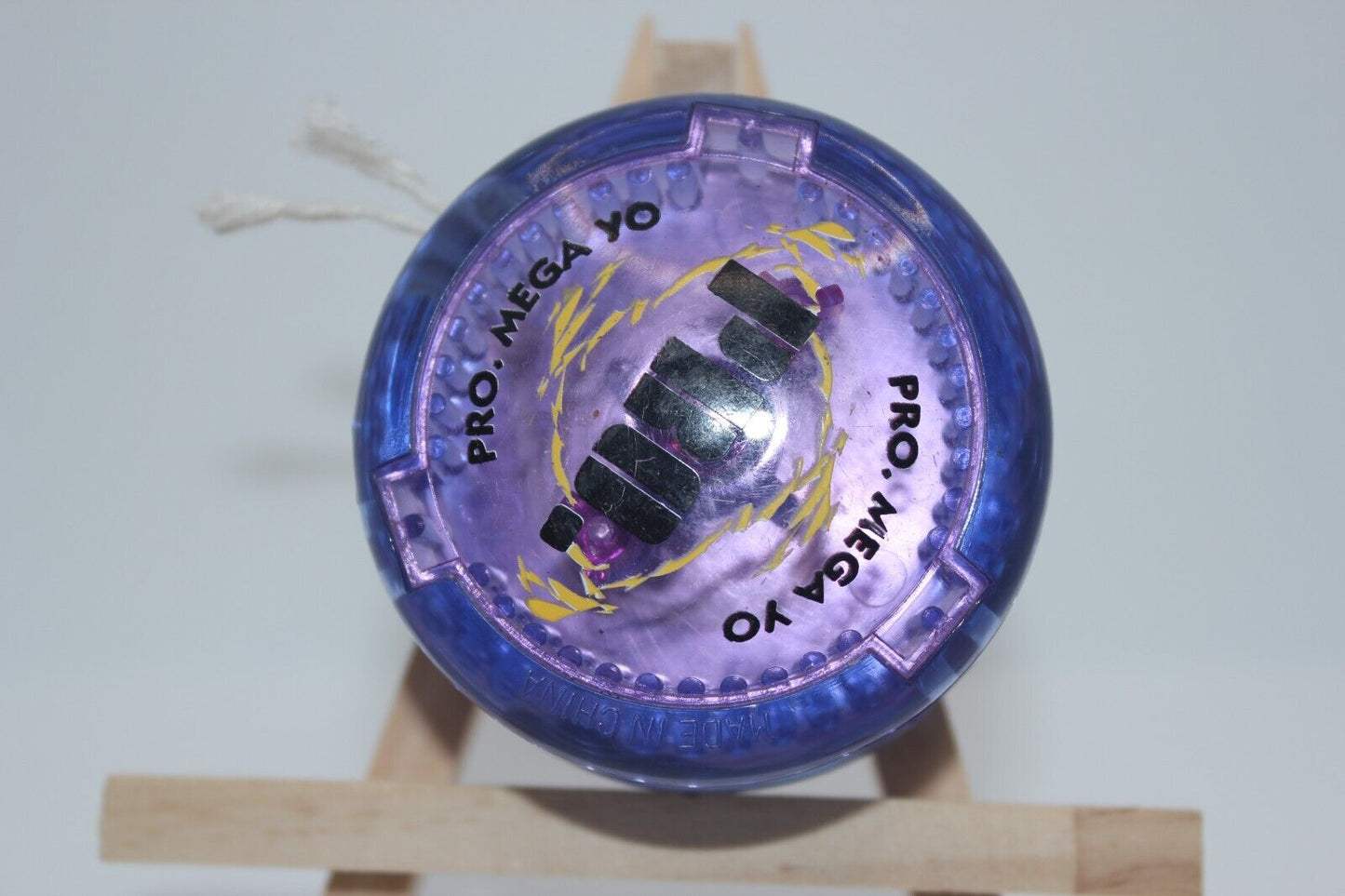 Pro Mega Yo Pro. Yoyo Purple YoMega Vintage