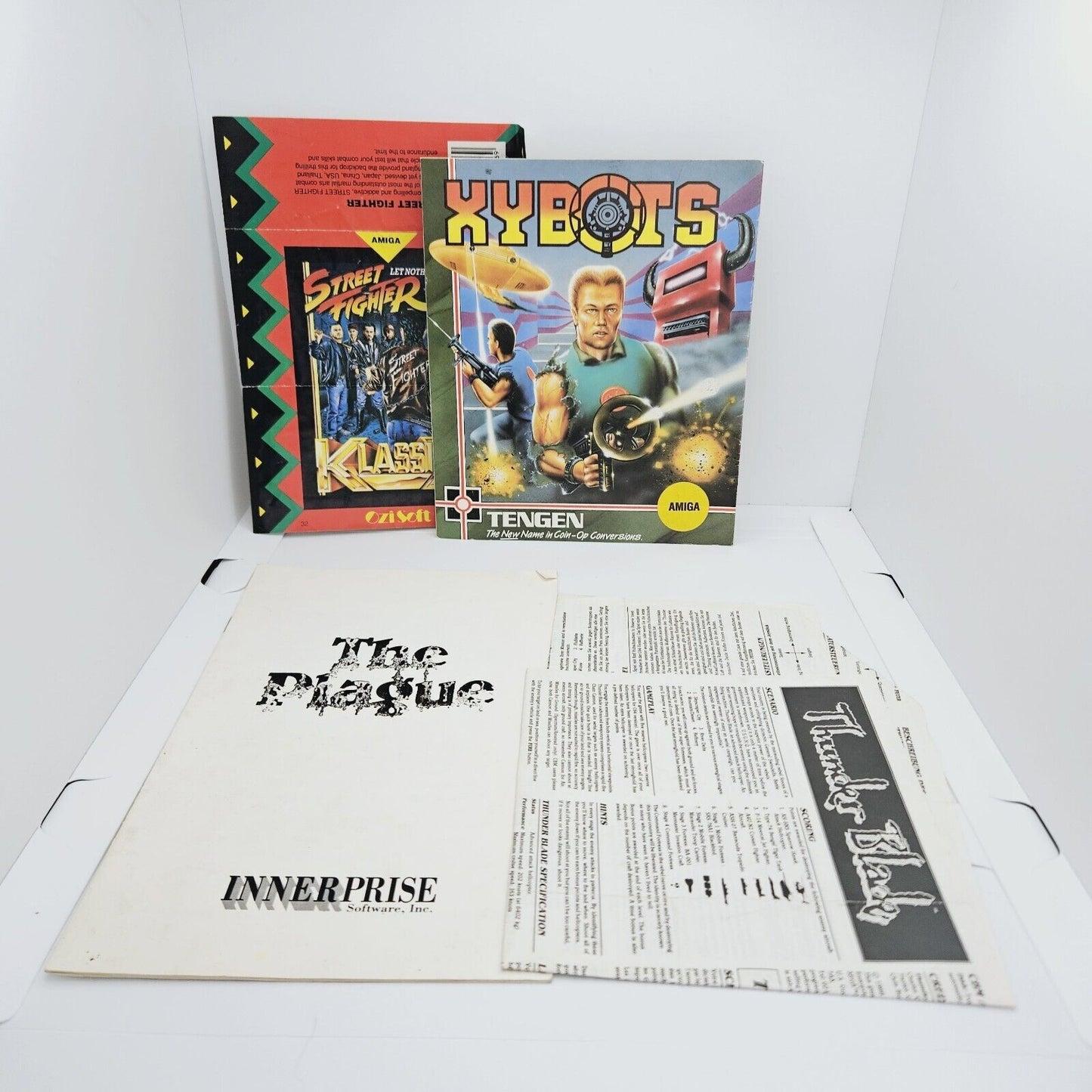 Commodore Amiga 500 1989 Manual and Paperwork Bundle