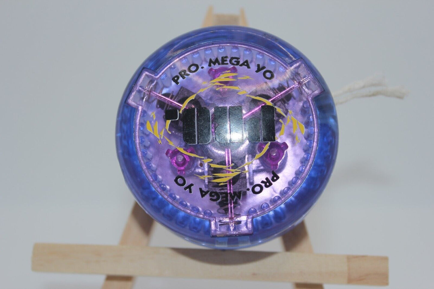 Pro Mega Yo Pro. Yoyo Purple YoMega Vintage